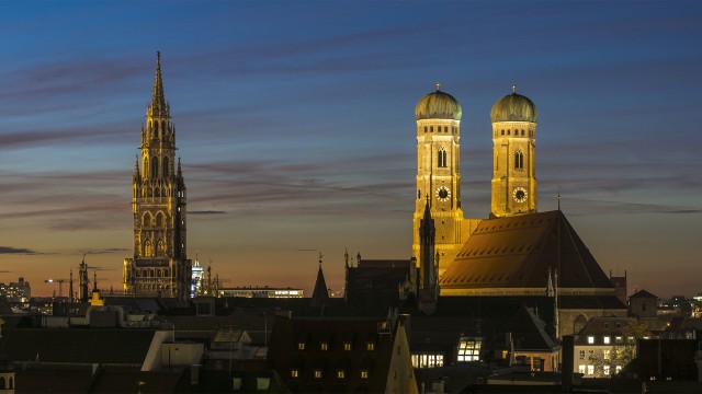 Night panoramic view of Munich's old town.