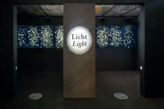 The entrance area to the new special exhibition 'Light and Matter': Visitors enter the exhibition as 